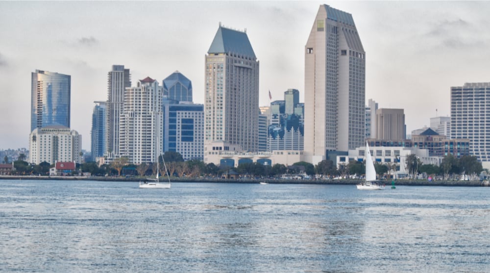 Scenic coastal route between Los Angeles and San Diego, TrekMovers